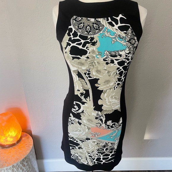 Eva Varro Body Con Dress - Picture 1 of 7